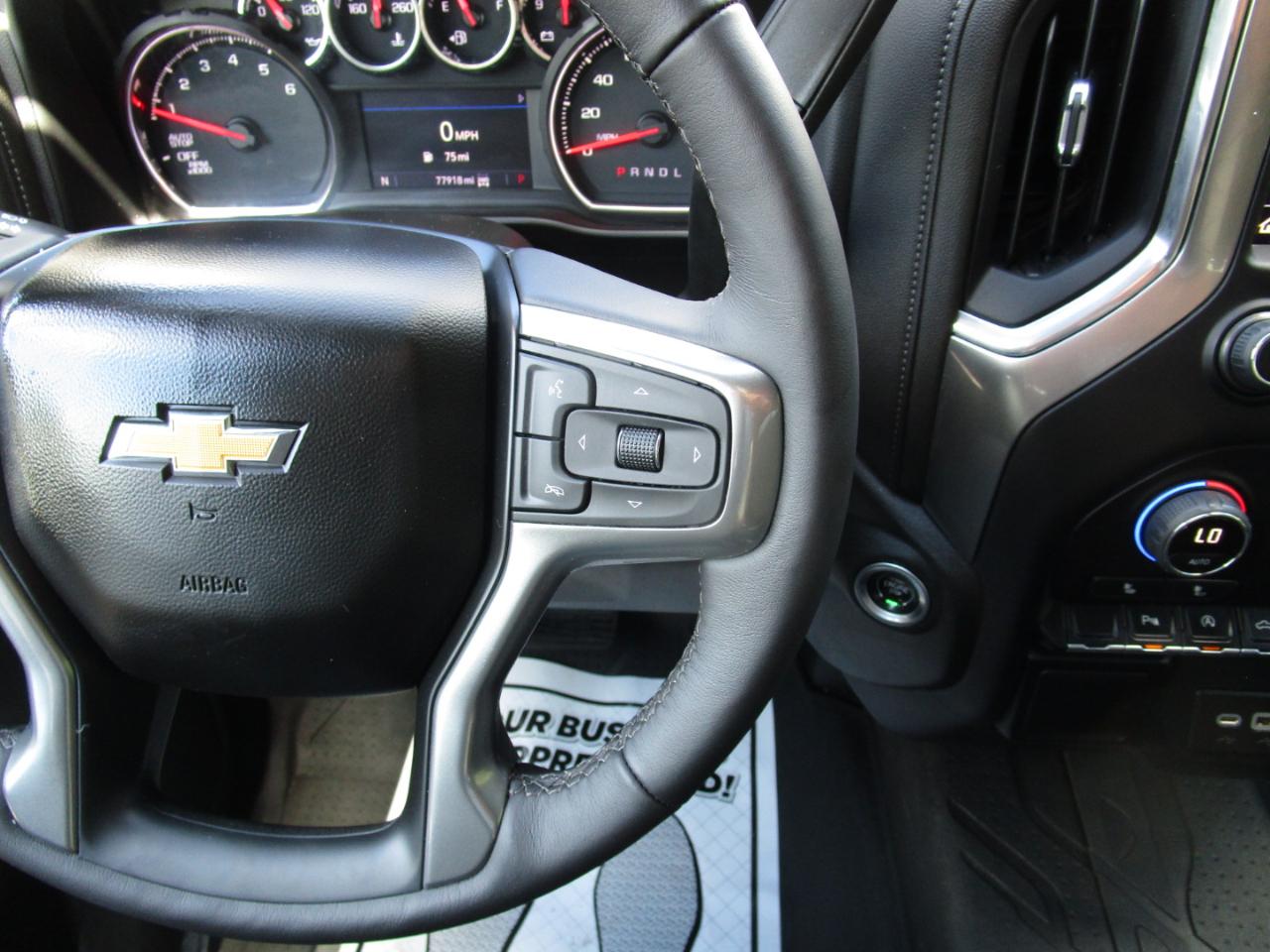 Chevrolet Silverado 1500 LTD 4WD Crew Cab 147" LT w/1LT 2022