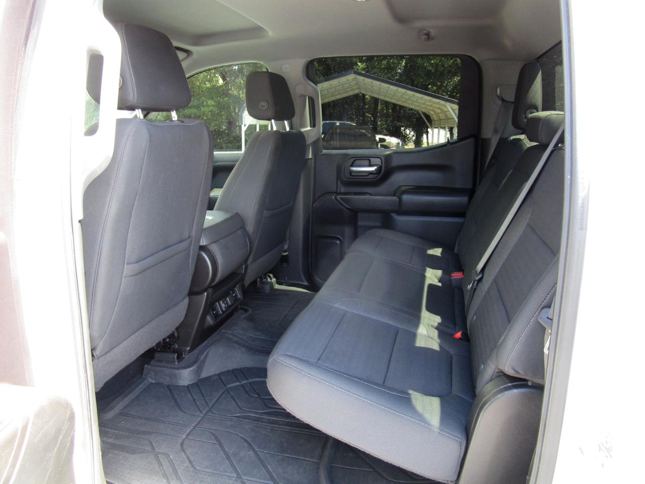 Chevrolet Silverado 1500 LTD 4WD Crew Cab 147" LT w/1LT 2022