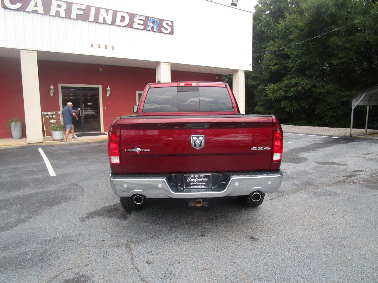 RAM 1500 Lone Star Silver 4x4 Crew Cab 5'7" Box 2017