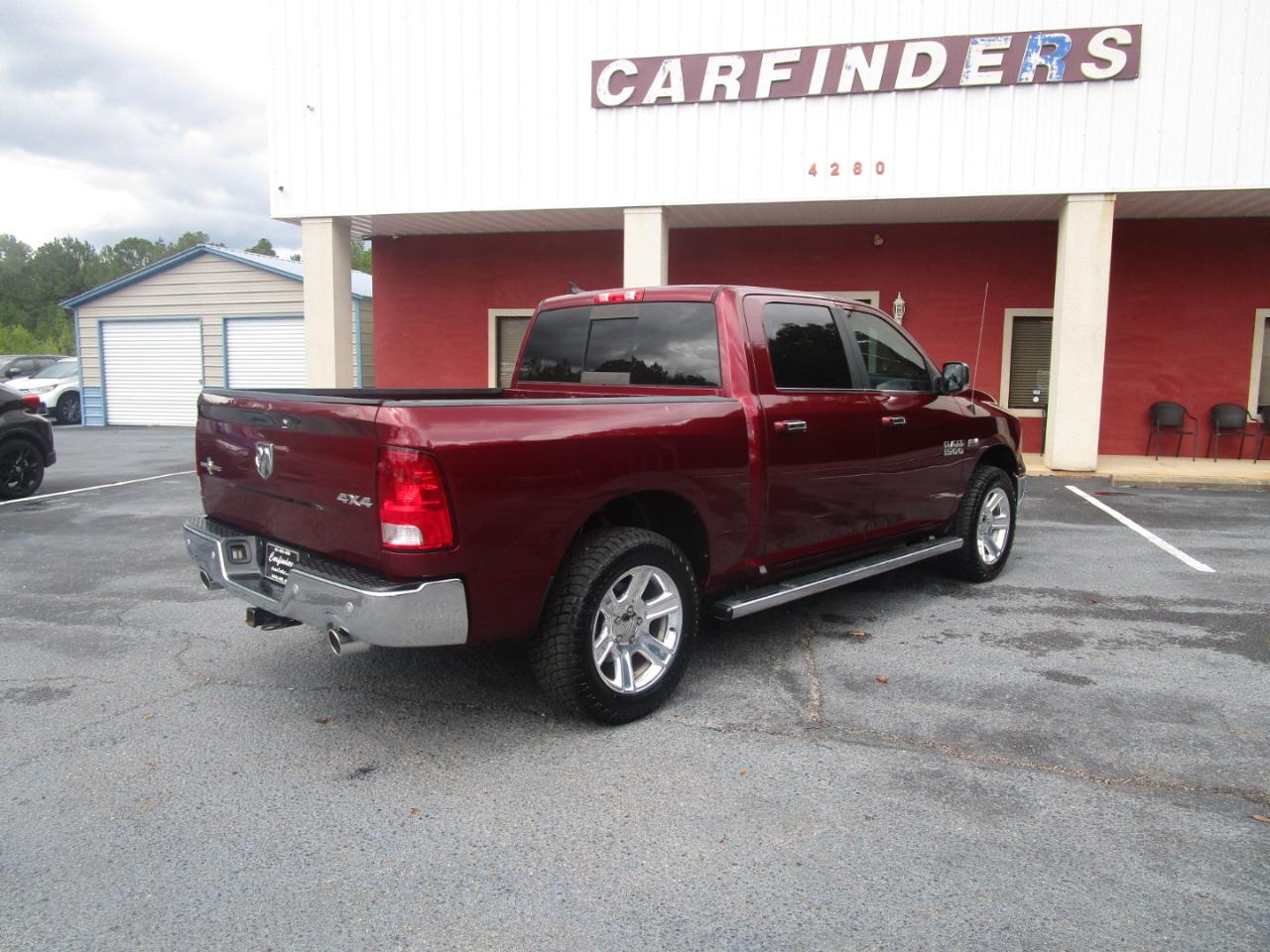 RAM 1500 Lone Star Silver 4x4 Crew Cab 5'7" Box 2017