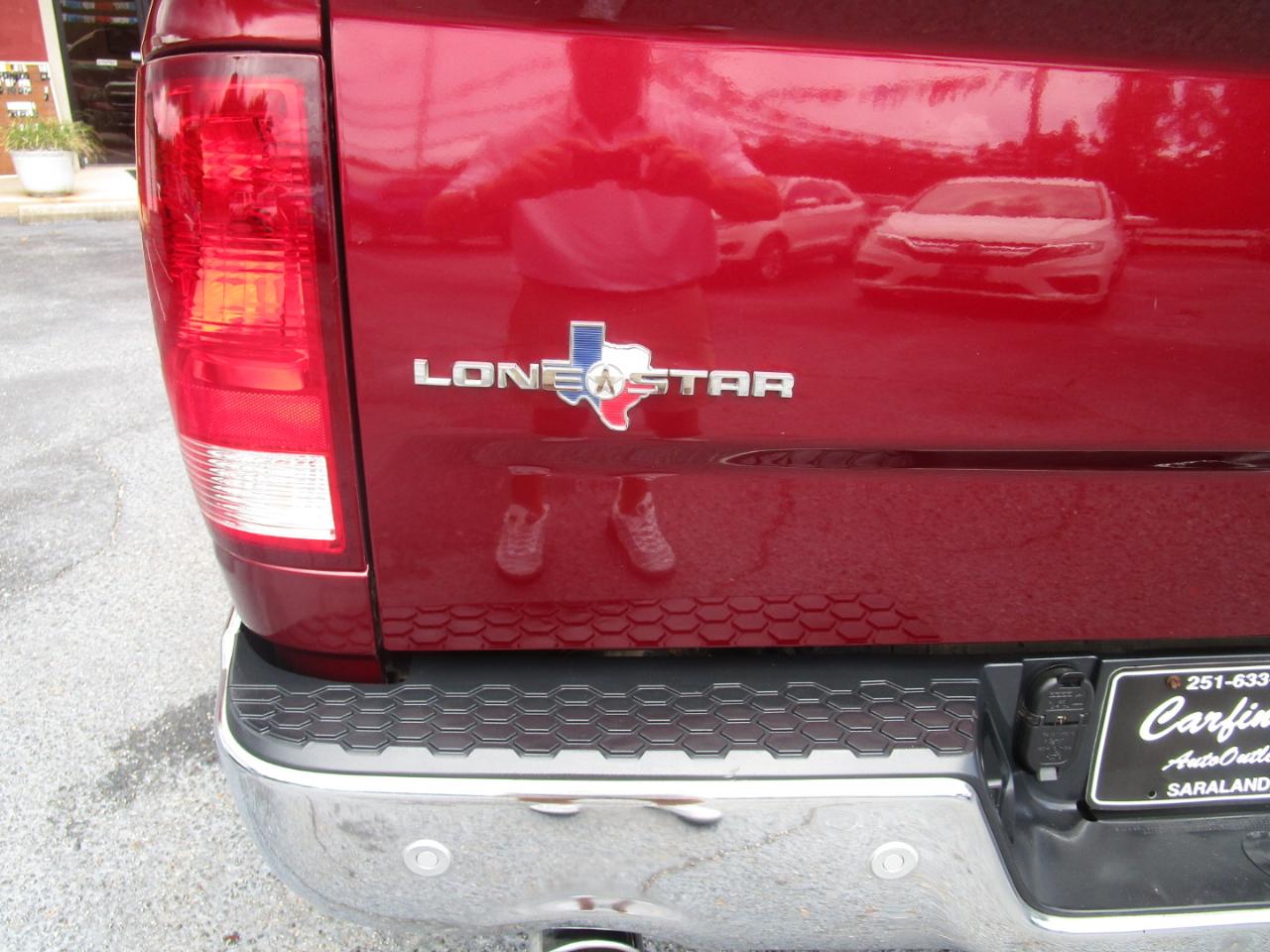 RAM 1500 Lone Star Silver 4x4 Crew Cab 5'7" Box 2017