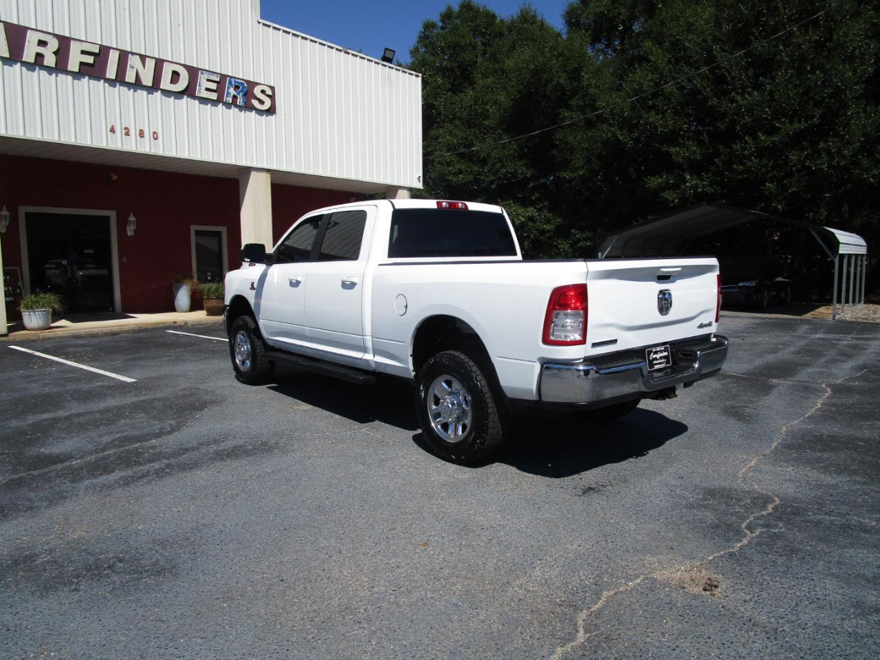 RAM 2500 Big Horn 4x4 Crew Cab 6'4" Box 2022