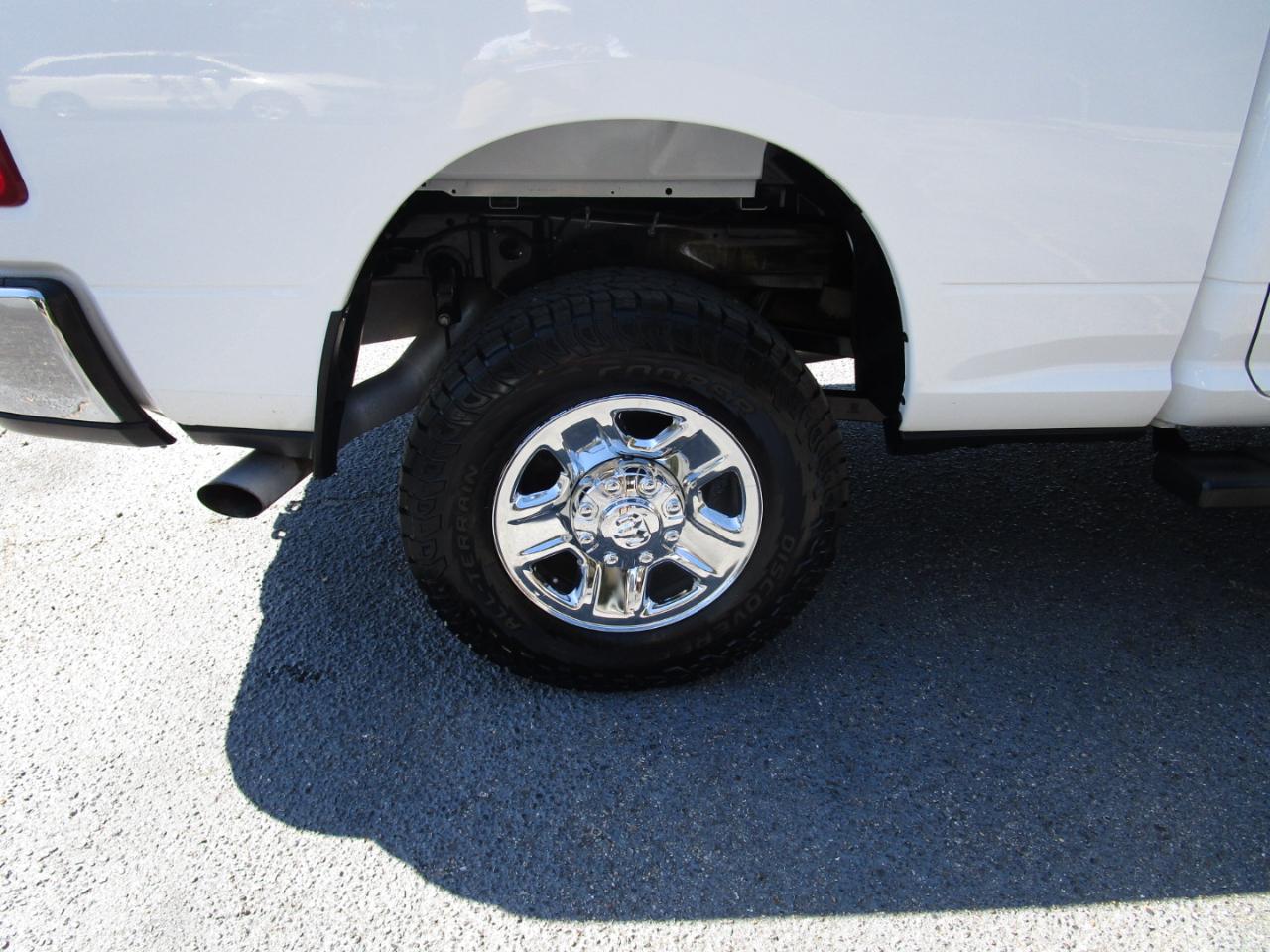 RAM 2500 Big Horn 4x4 Crew Cab 6'4" Box 2022
