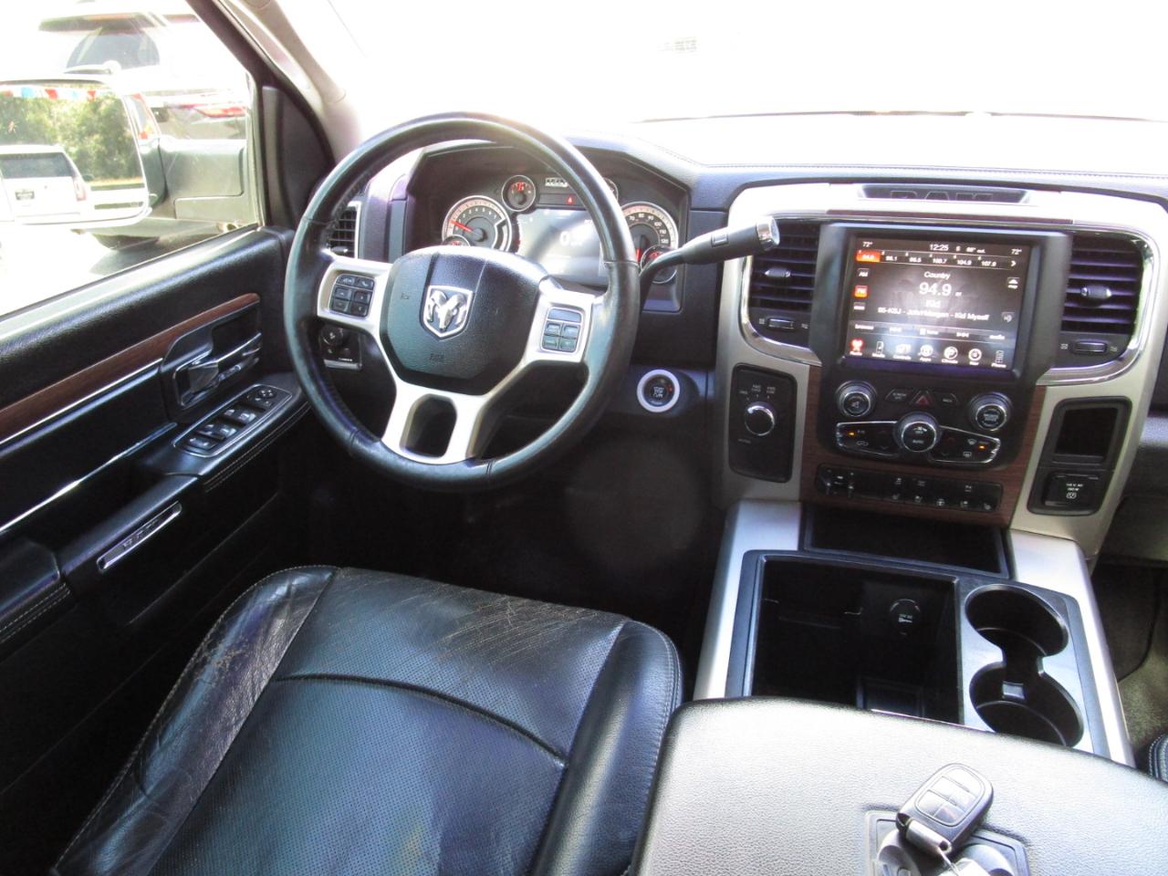 RAM 2500 4WD Crew Cab 149" Laramie 2015