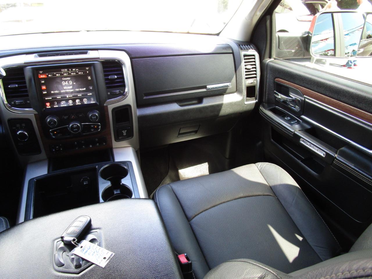 RAM 2500 4WD Crew Cab 149" Laramie 2015