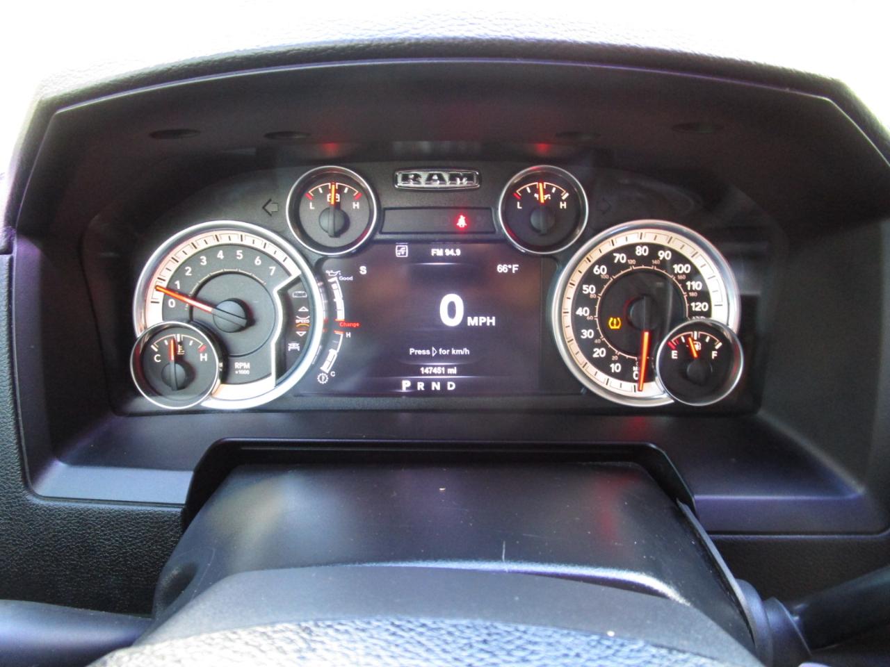 RAM 2500 4WD Crew Cab 149" Laramie 2015