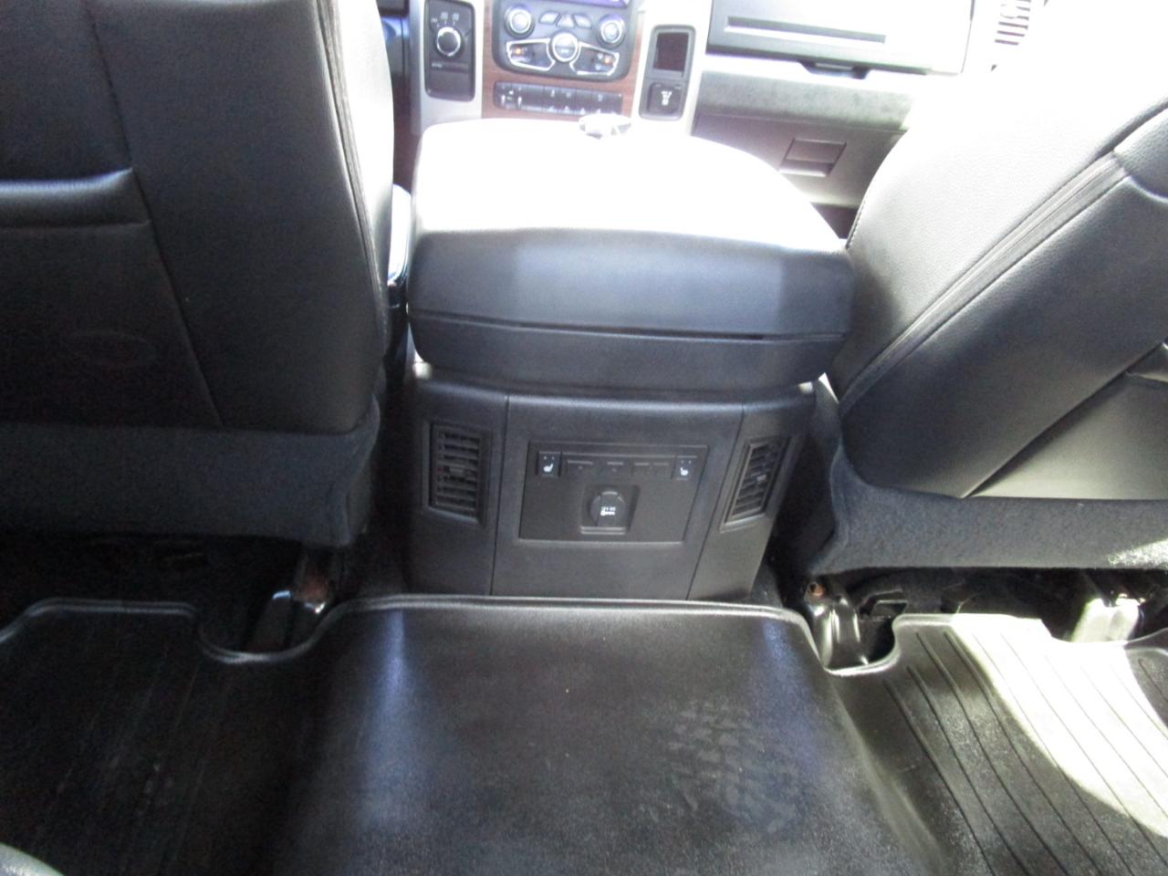 RAM 2500 4WD Crew Cab 149" Laramie 2015