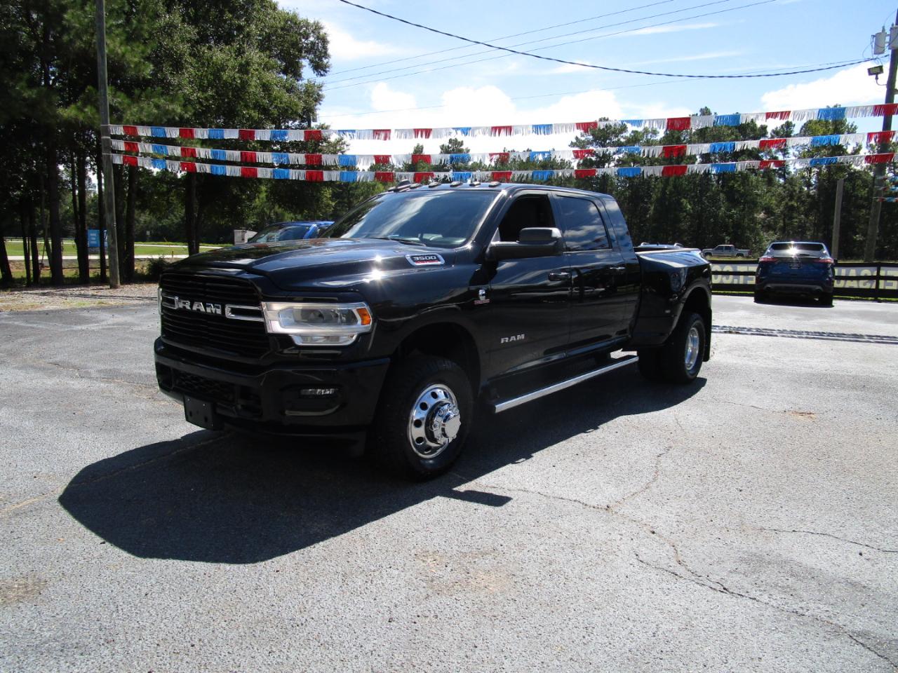 RAM 3500 Lone Star 4x4 Mega Cab 6'4" Box 2020