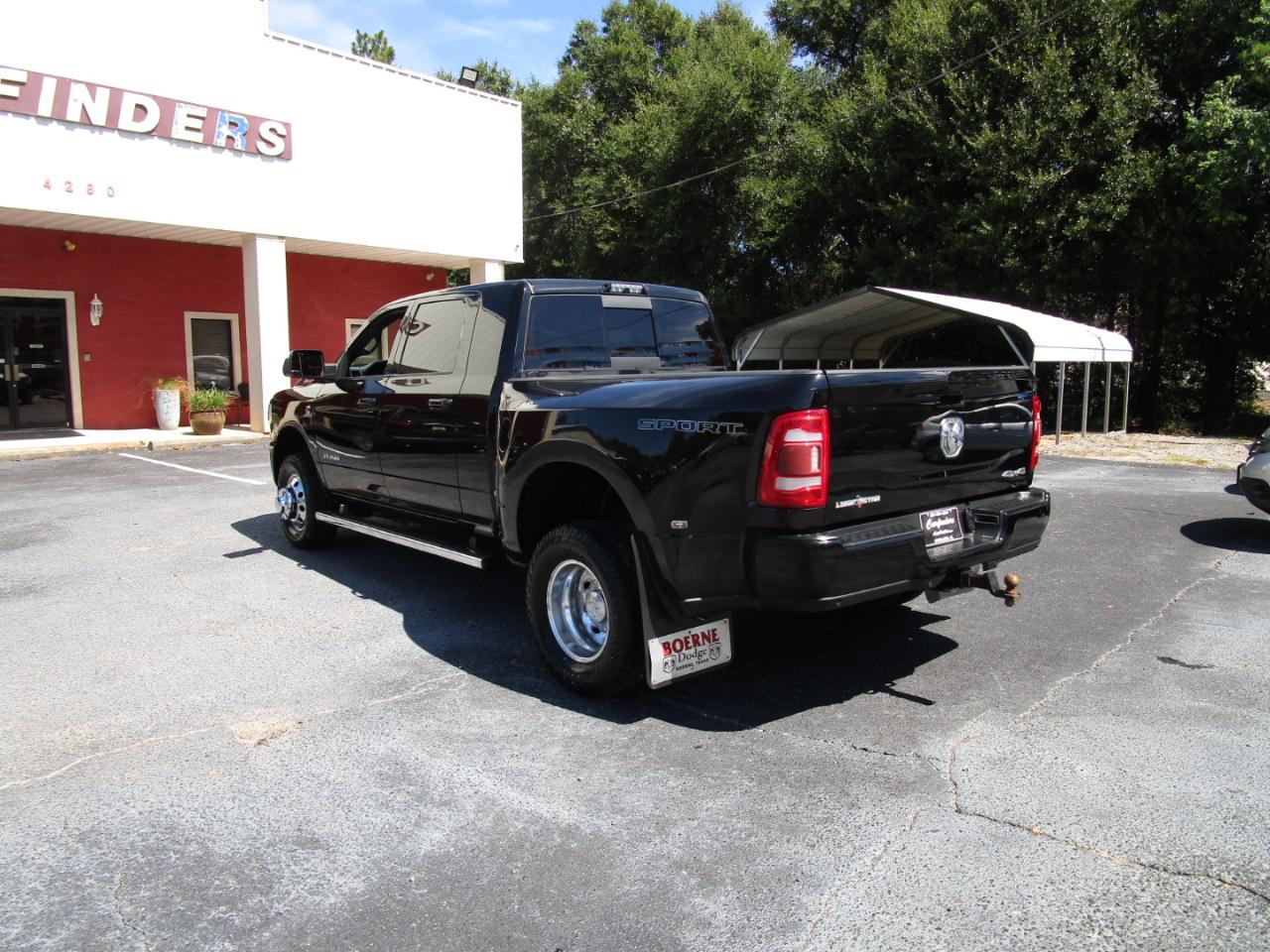 RAM 3500 Lone Star 4x4 Mega Cab 6'4" Box 2020
