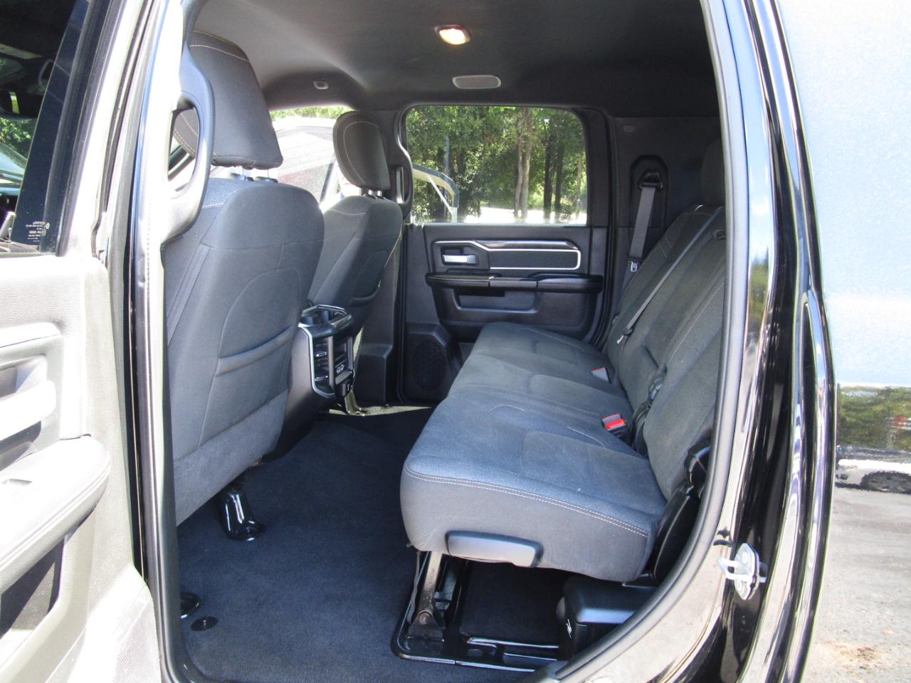 RAM 3500 Lone Star 4x4 Mega Cab 6'4" Box 2020