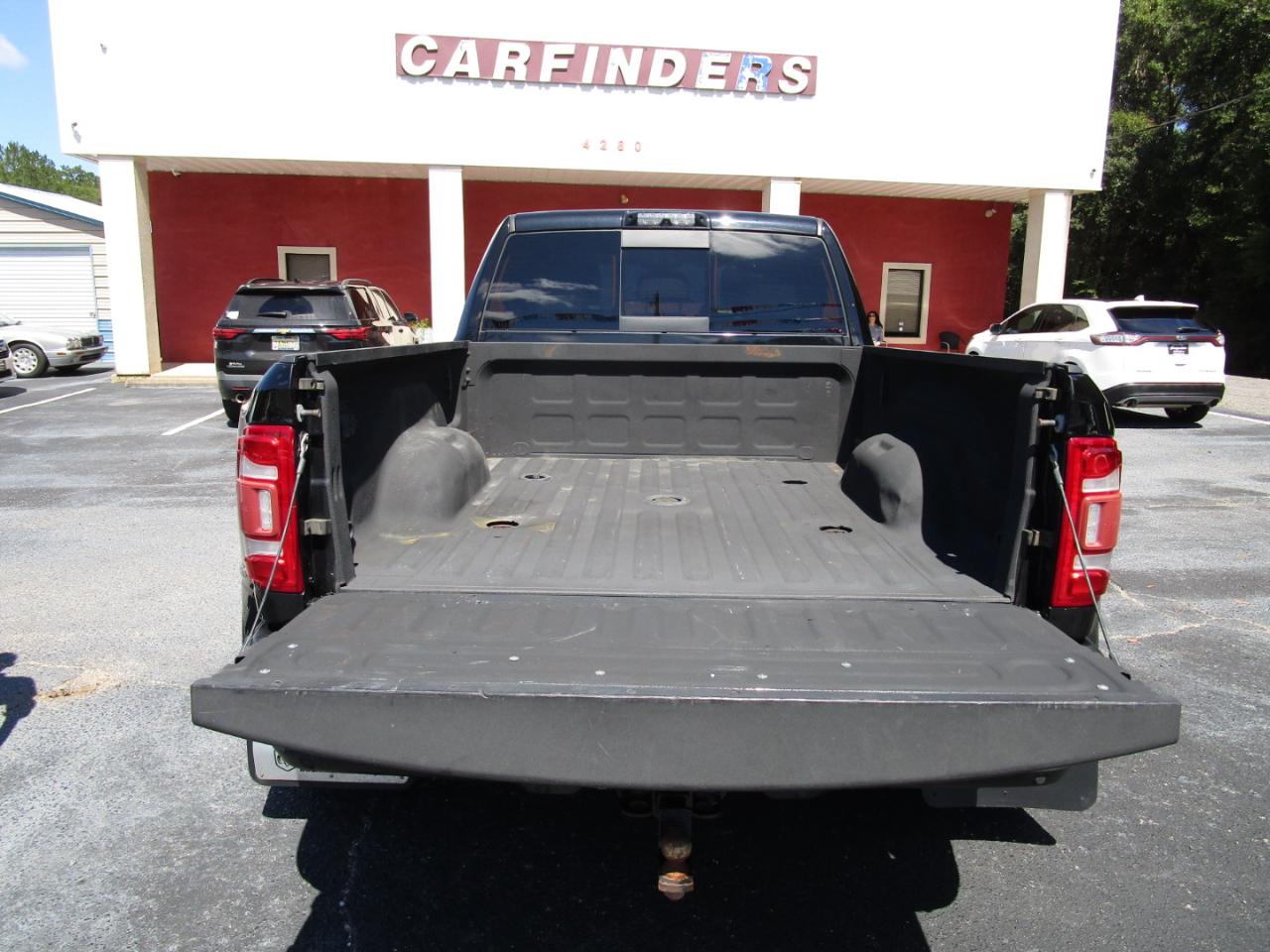 RAM 3500 Lone Star 4x4 Mega Cab 6'4" Box 2020
