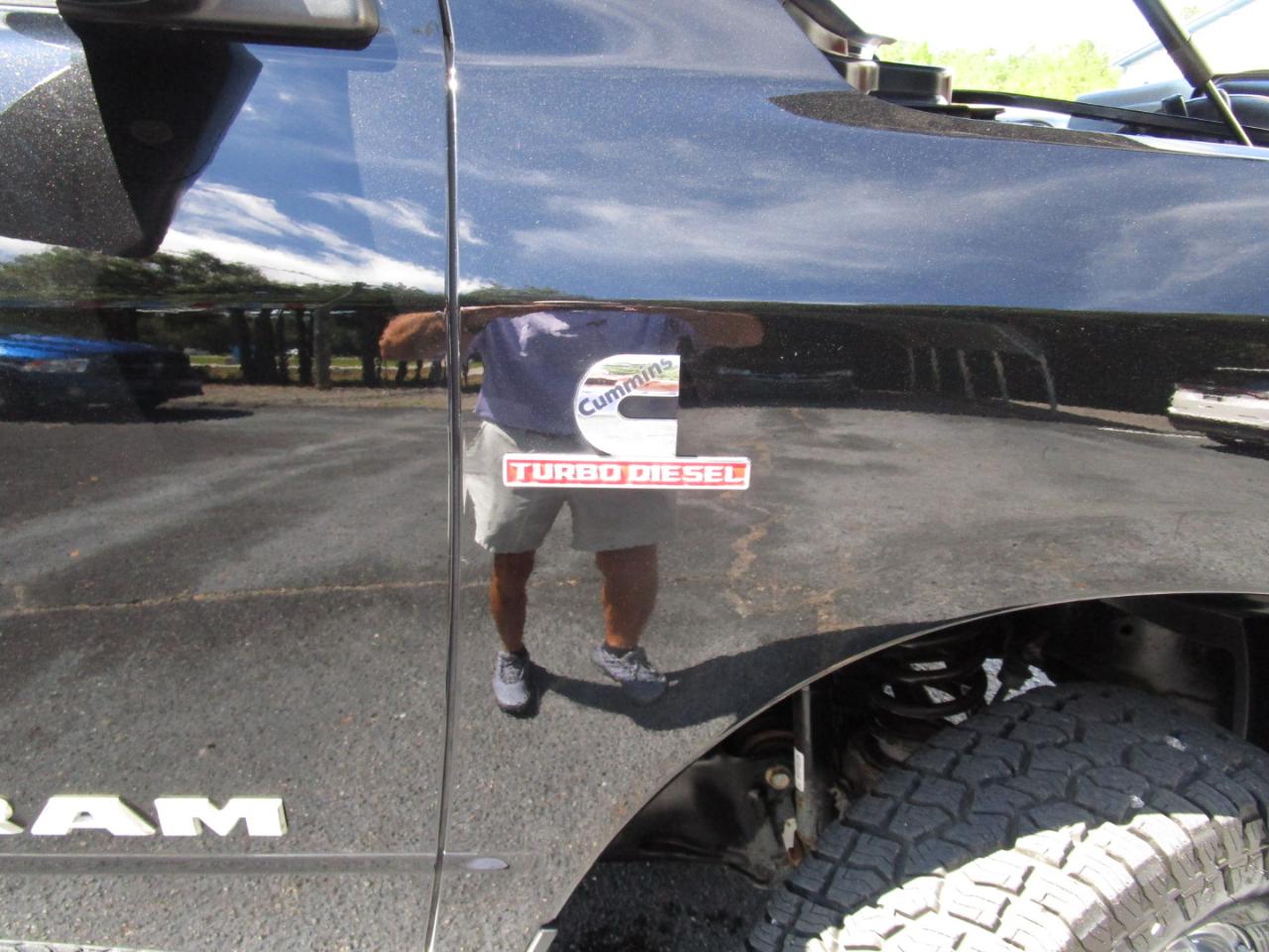 RAM 3500 Lone Star 4x4 Mega Cab 6'4" Box 2020
