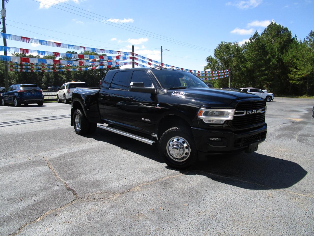 RAM 3500 Lone Star 4x4 Mega Cab 6'4" Box 2020