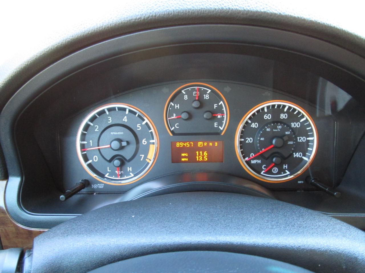 Nissan Armada 2WD 4dr Platinum 2015