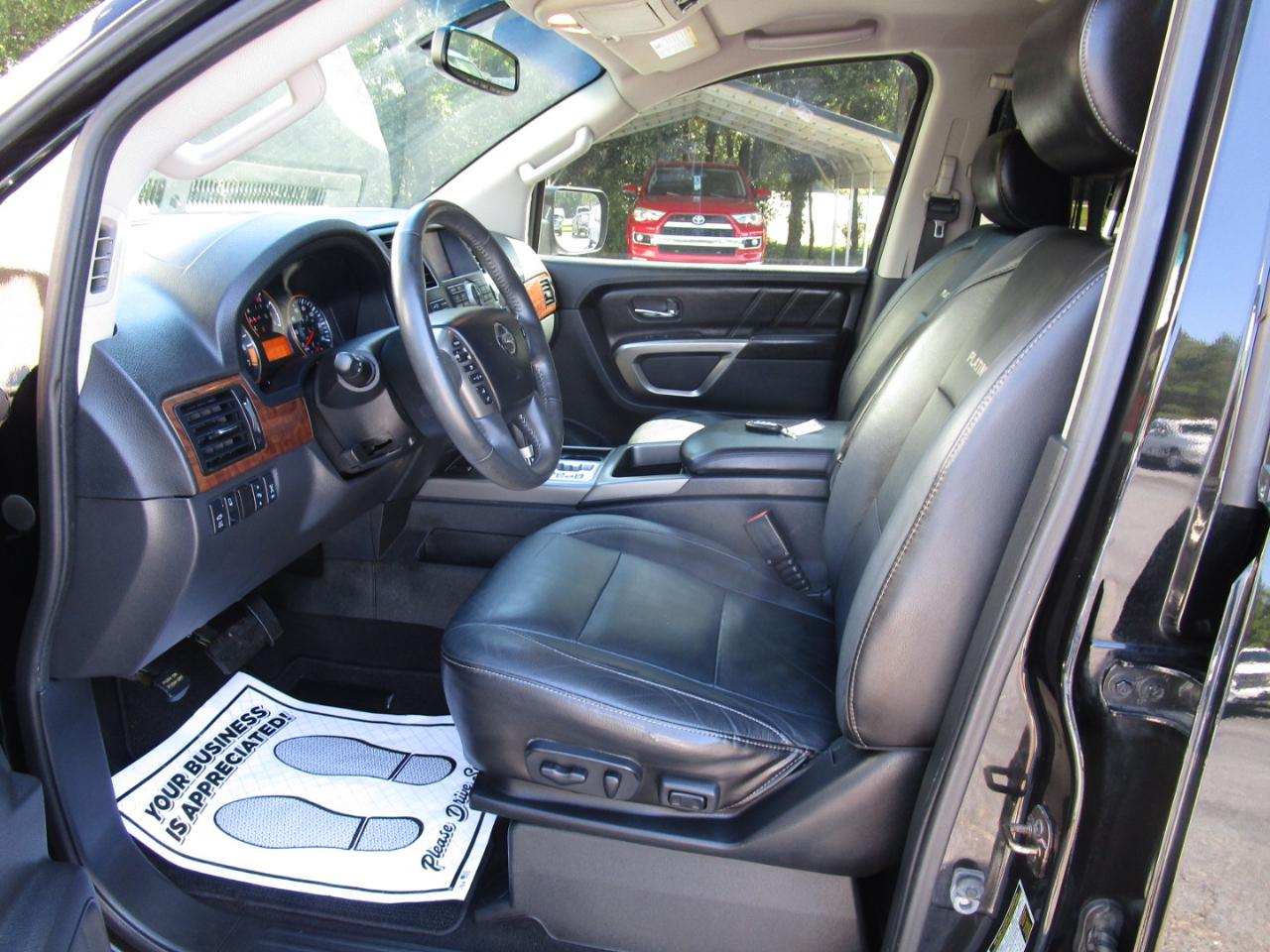 Nissan Armada 2WD 4dr Platinum 2015
