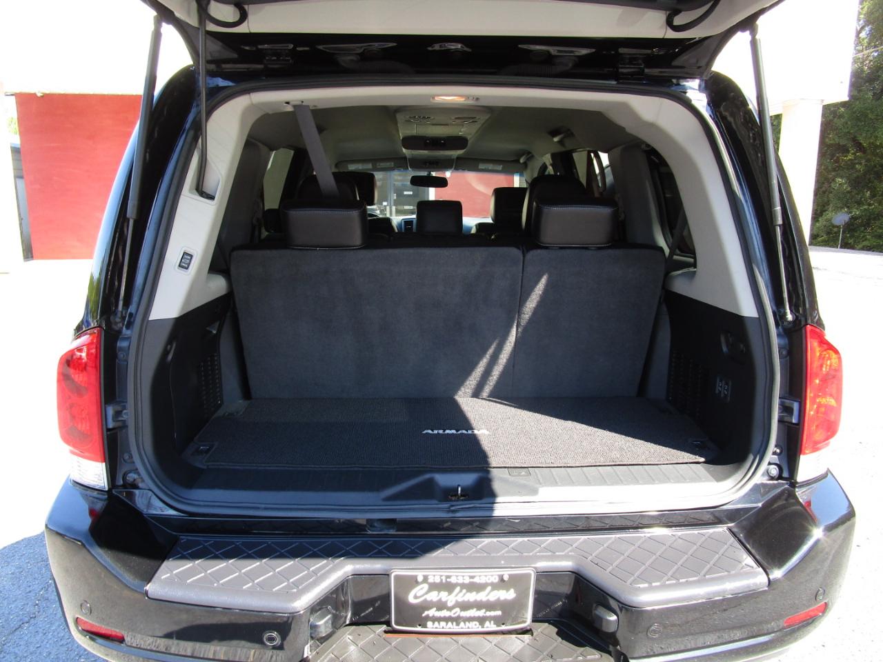 Nissan Armada 2WD 4dr Platinum 2015