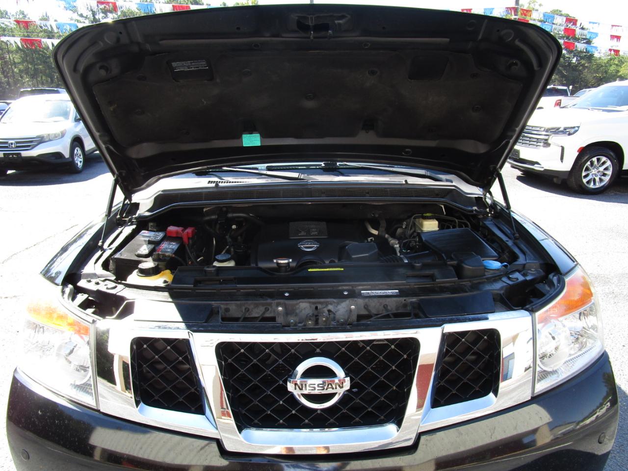 Nissan Armada 2WD 4dr Platinum 2015