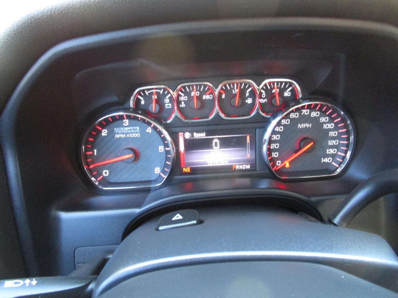 GMC Sierra 1500 4WD Crew Cab 143.5" SLT 2014