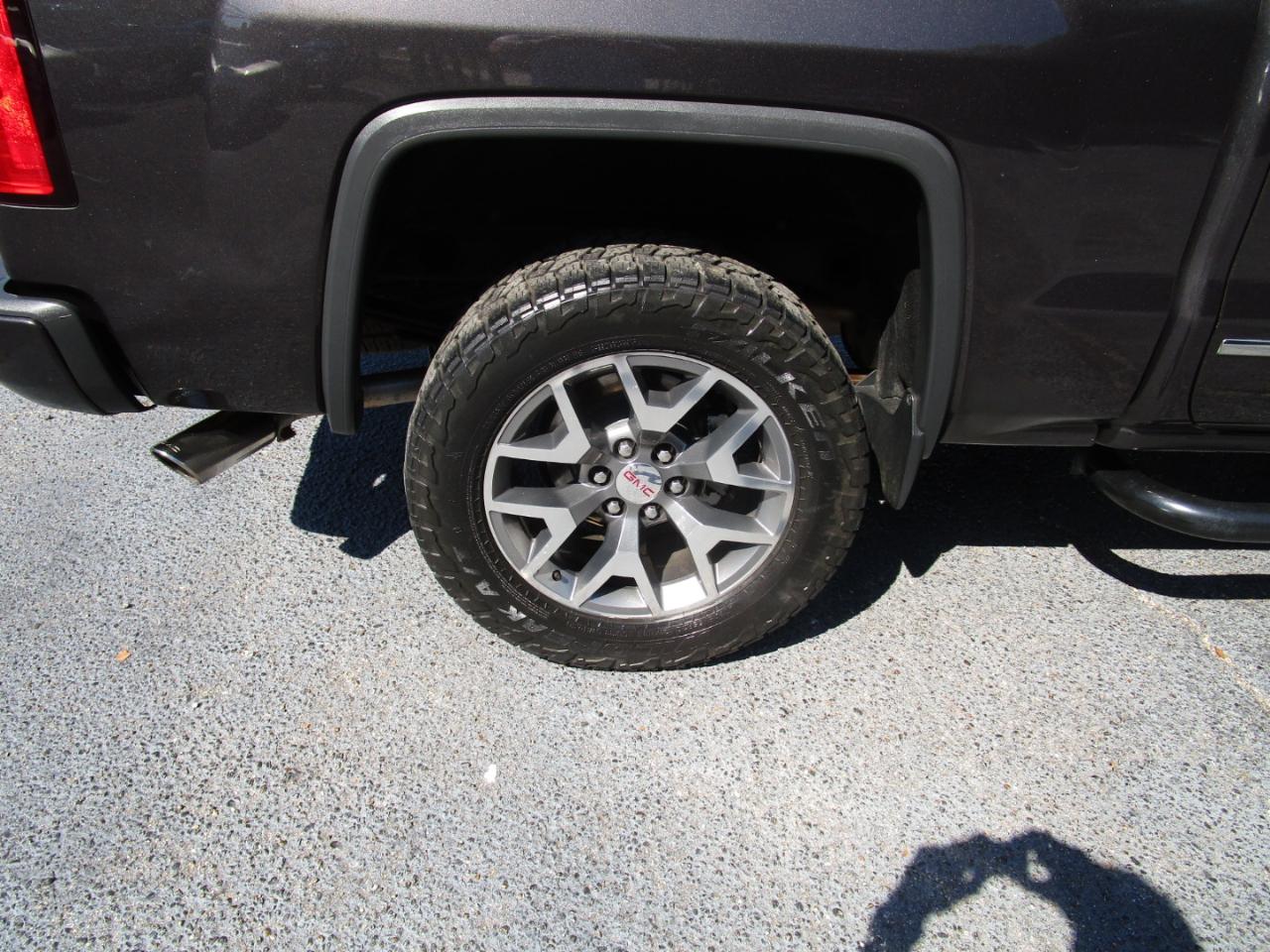 GMC Sierra 1500 4WD Crew Cab 143.5" SLT 2014