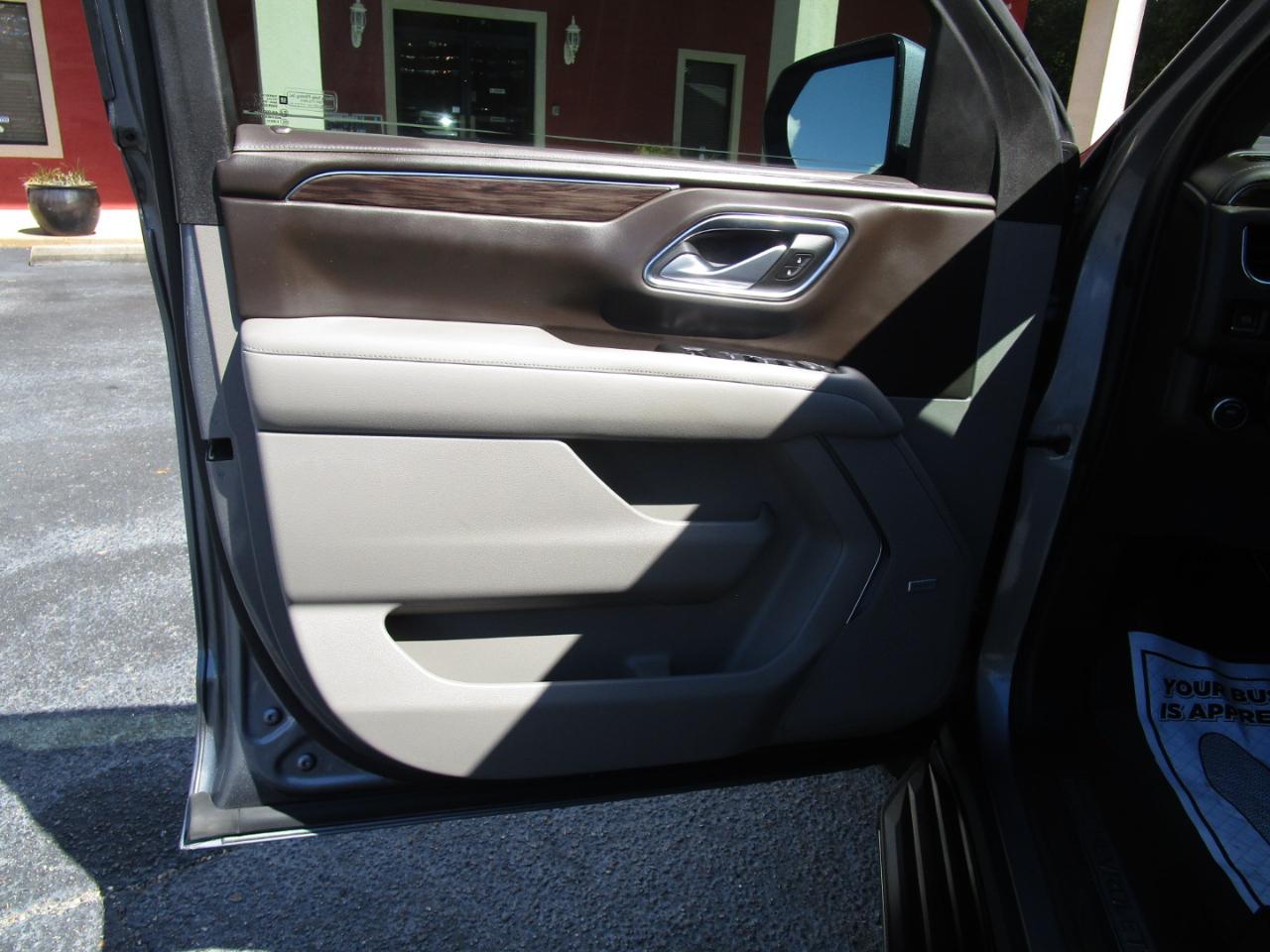 Chevrolet Tahoe 2WD 4dr LT 2021
