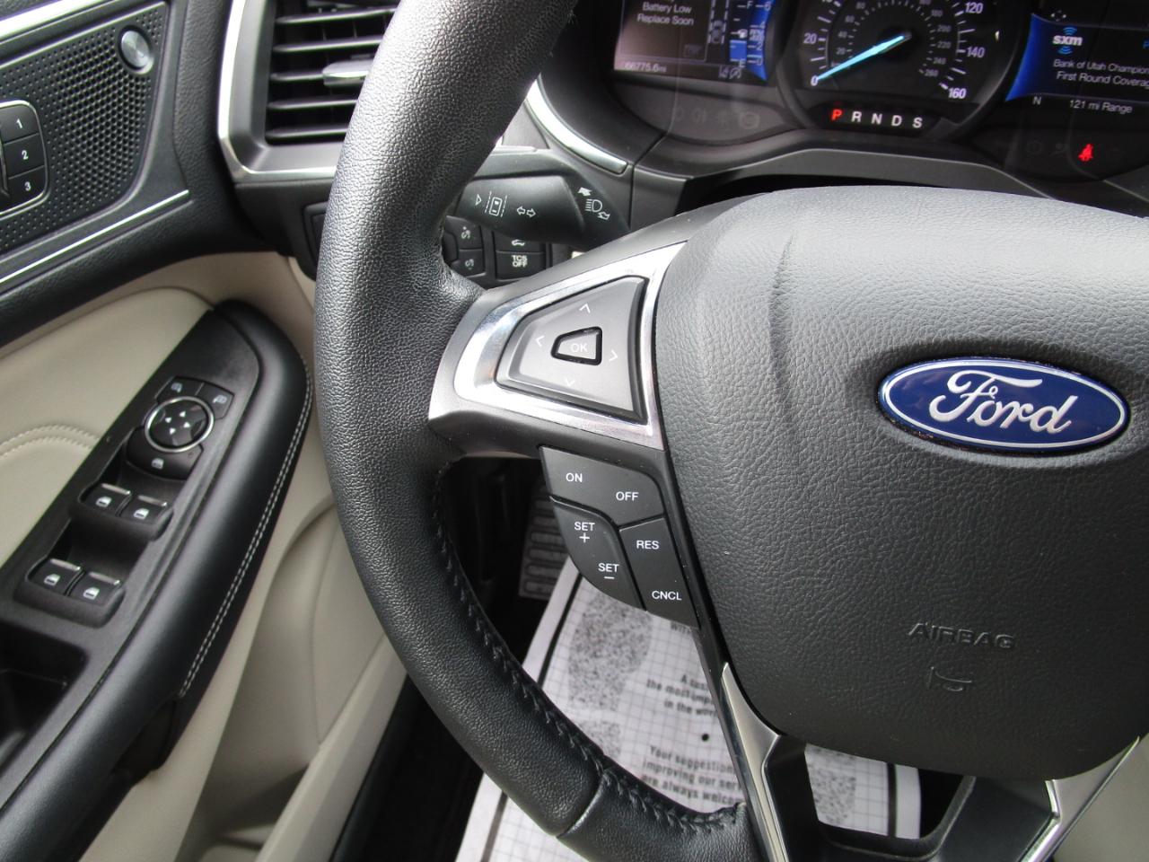 Ford Edge Titanium FWD 2021