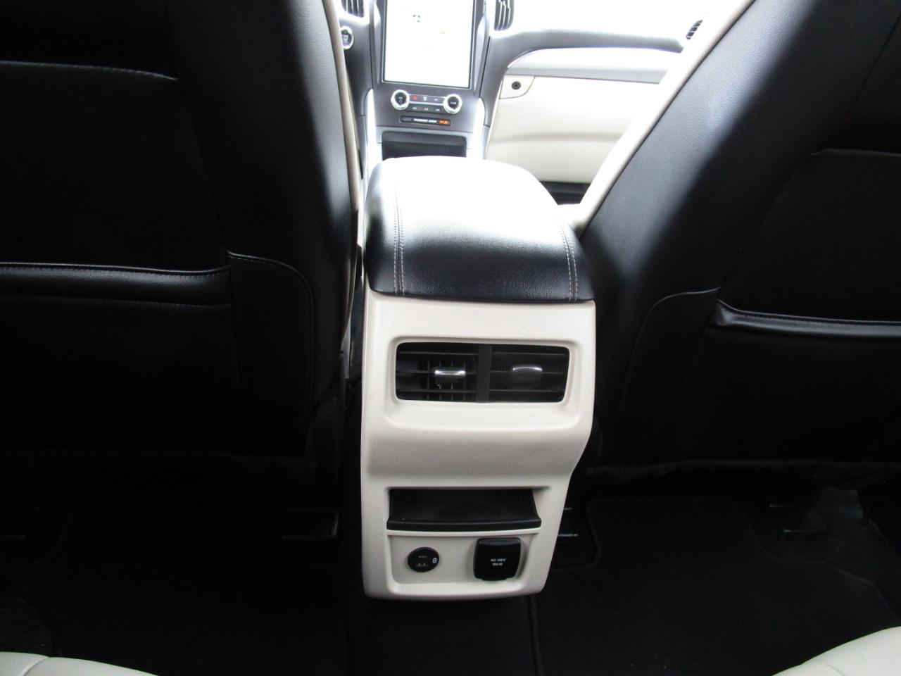 Ford Edge Titanium FWD 2021