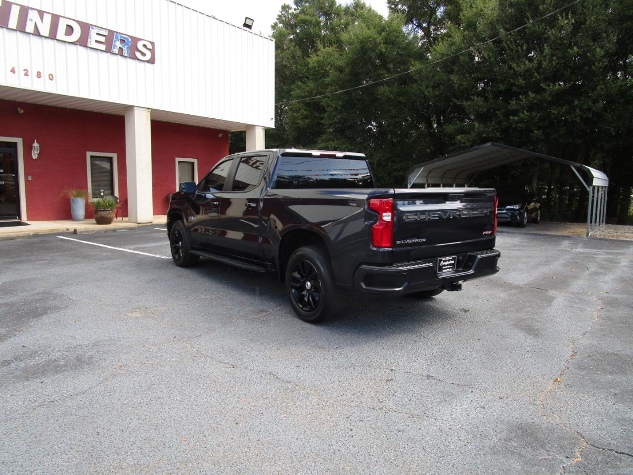 Chevrolet Silverado 1500 2WD Crew Cab 147" RST 2022