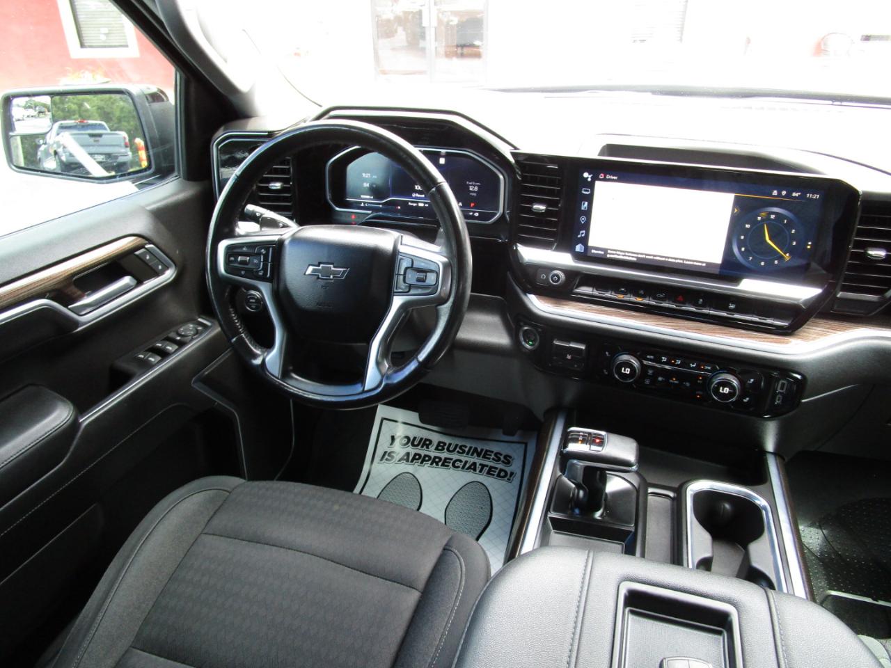 Chevrolet Silverado 1500 2WD Crew Cab 147" RST 2022