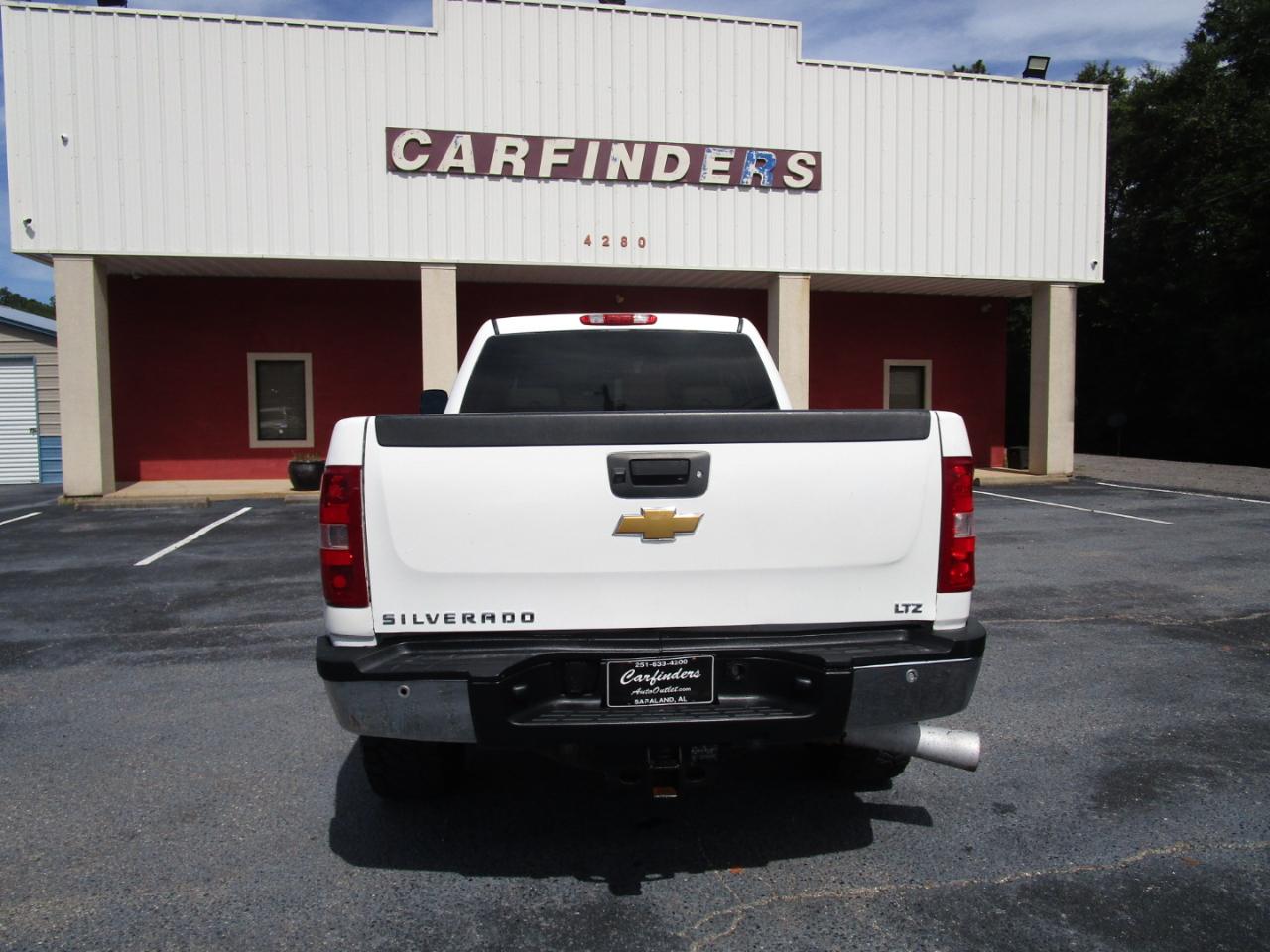 Chevrolet Silverado 2500HD 4WD Crew Cab 153.7" LTZ 2012