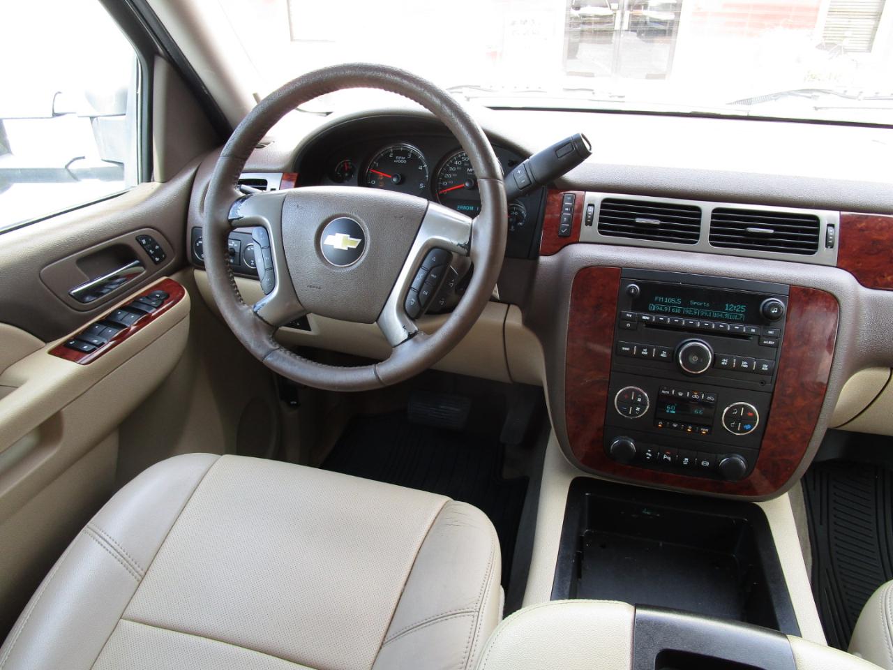 Chevrolet Silverado 2500HD 4WD Crew Cab 153.7" LTZ 2012