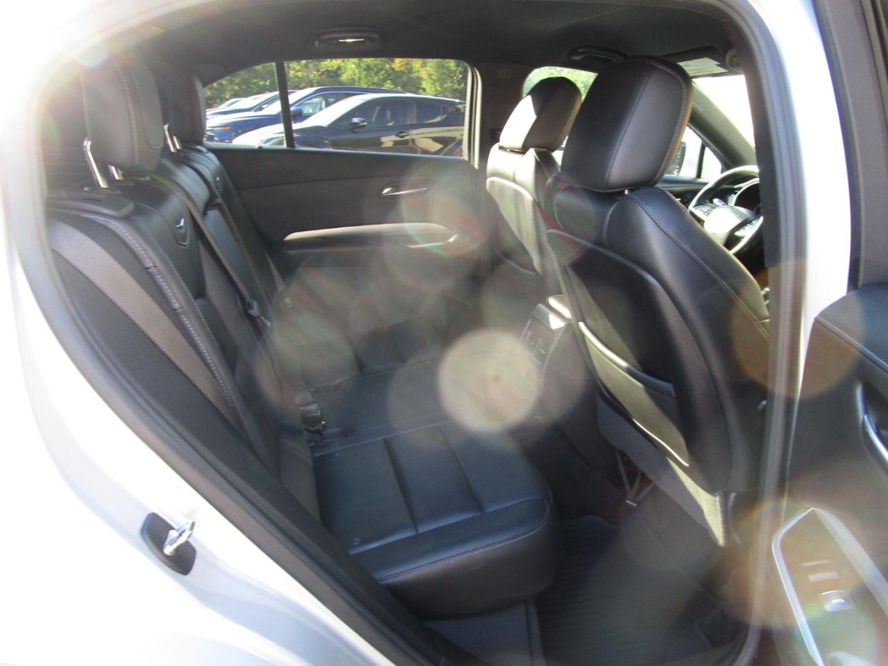 Cadillac XT4 FWD 4dr Premium Luxury 2021