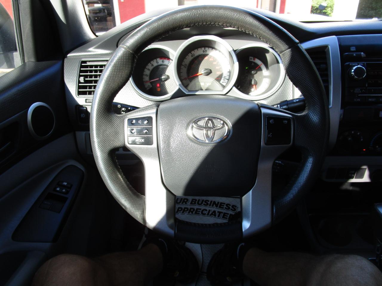 Toyota Tacoma 2WD Access Cab V6 AT PreRunner (Natl) 2012