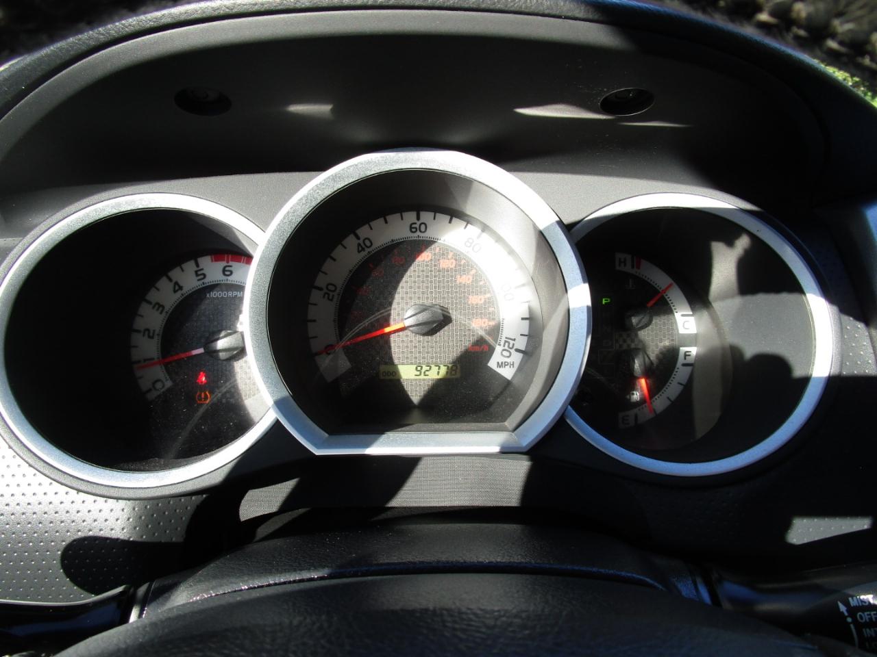 Toyota Tacoma 2WD Access Cab V6 AT PreRunner (Natl) 2012
