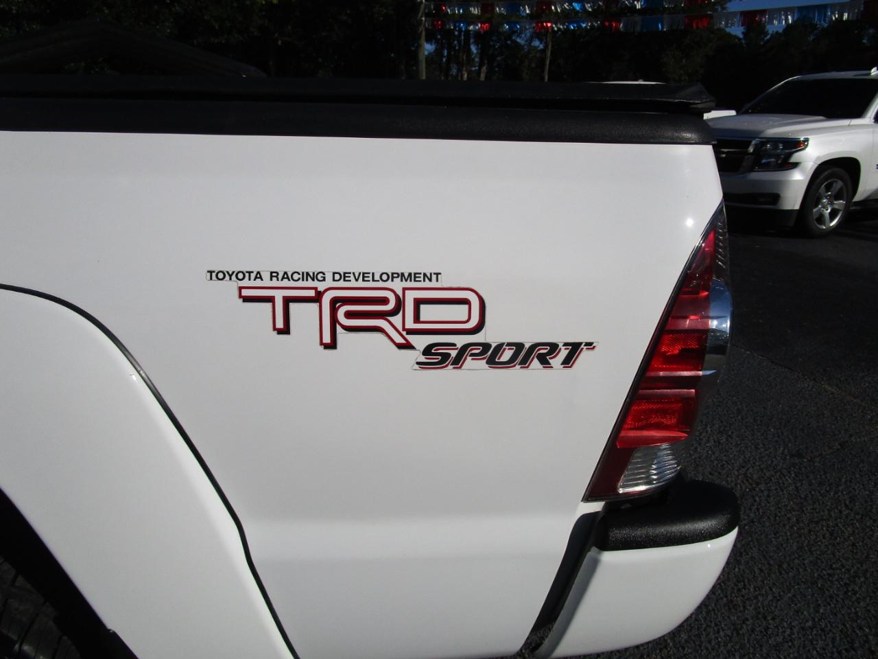 Toyota Tacoma 2WD Access Cab V6 AT PreRunner (Natl) 2012