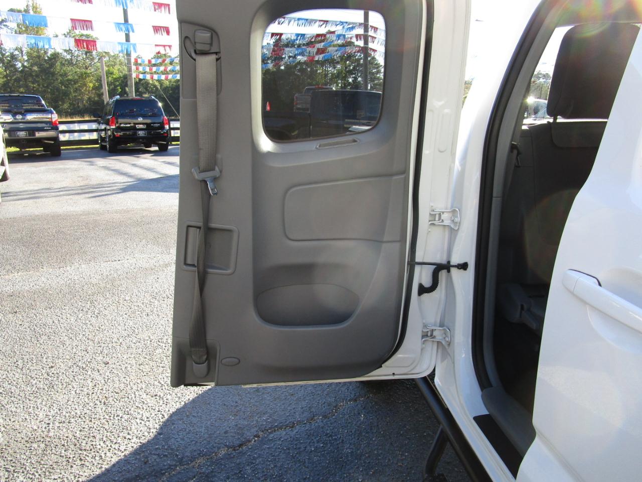 Toyota Tacoma 2WD Access Cab V6 AT PreRunner (Natl) 2012