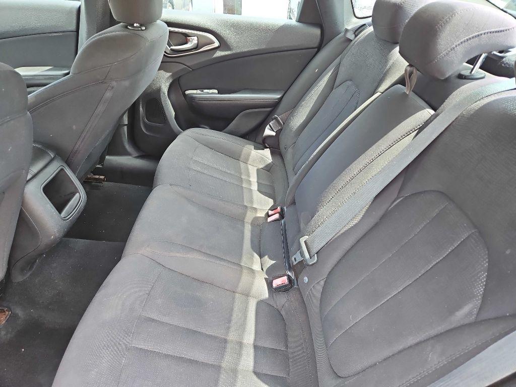 Chrysler 200 Limited 2015