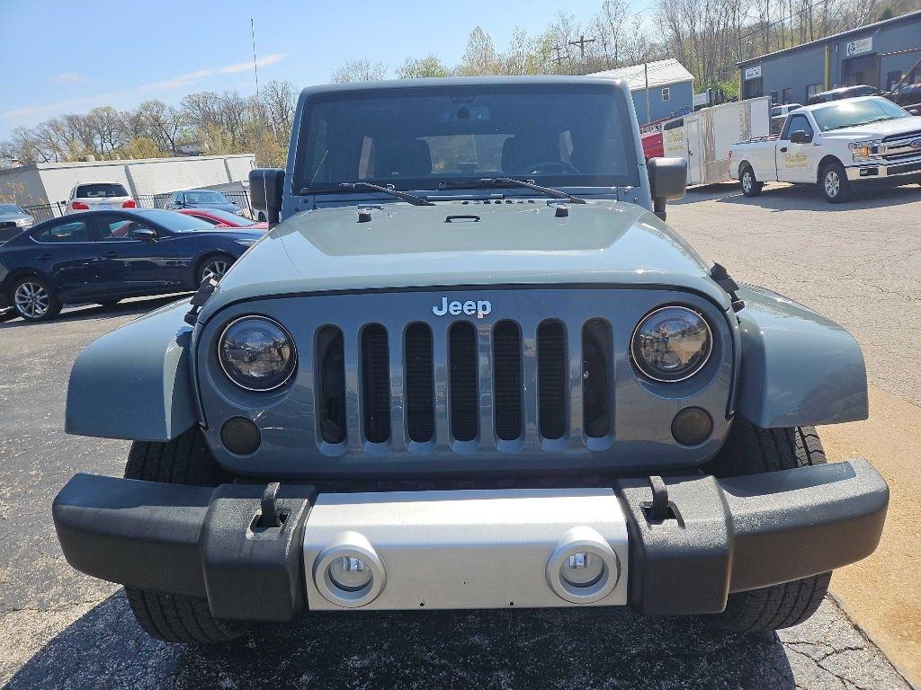 Jeep Wrangler Unlimited Sahara 4WD 2014