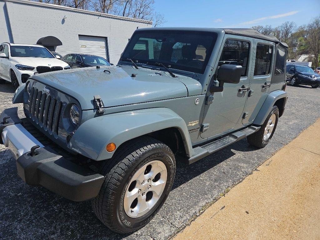 Jeep Wrangler Unlimited Sahara 4WD 2014
