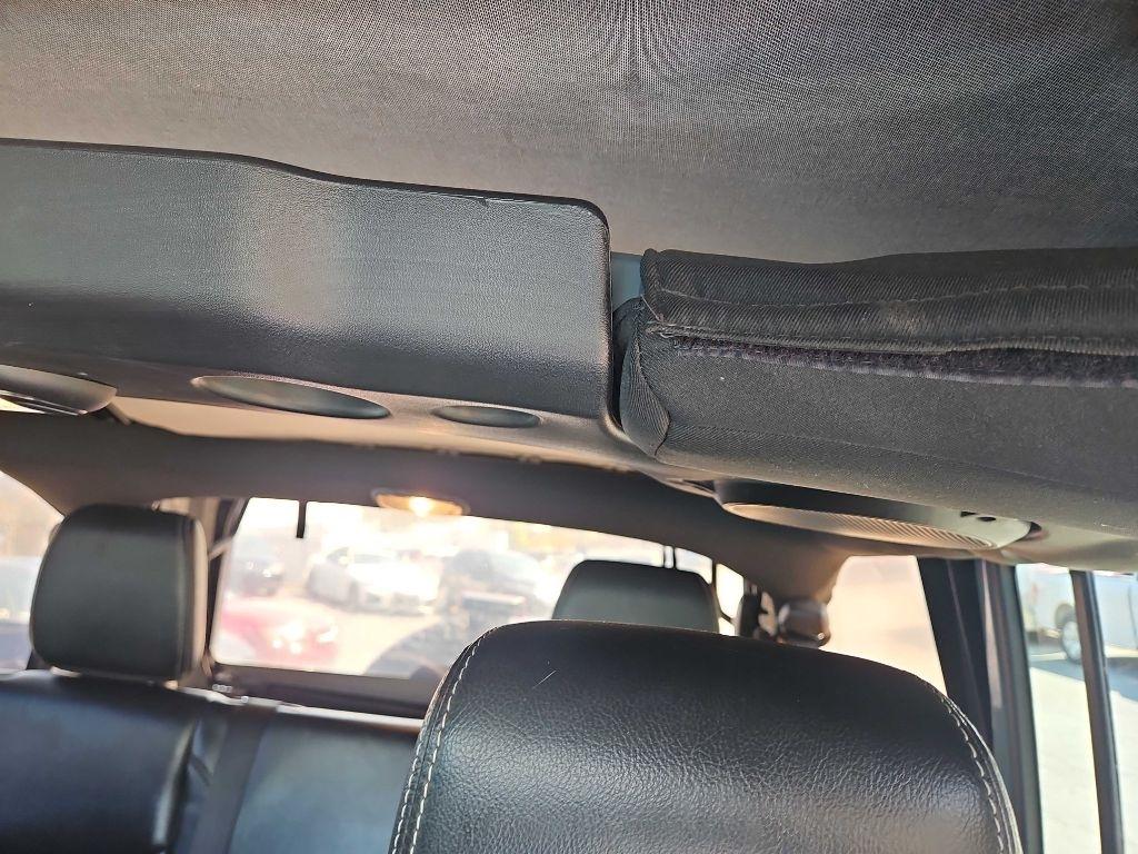 Jeep Wrangler Unlimited Sahara 4WD 2014