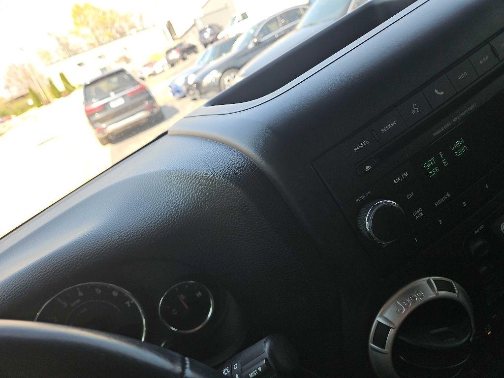 Jeep Wrangler Unlimited Sahara 4WD 2014