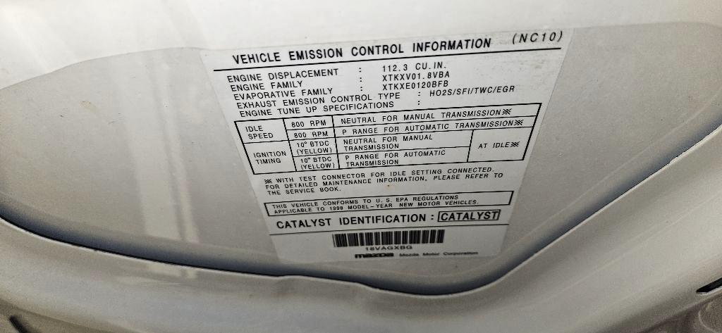 Mazda MX-5 Miata Base 1999