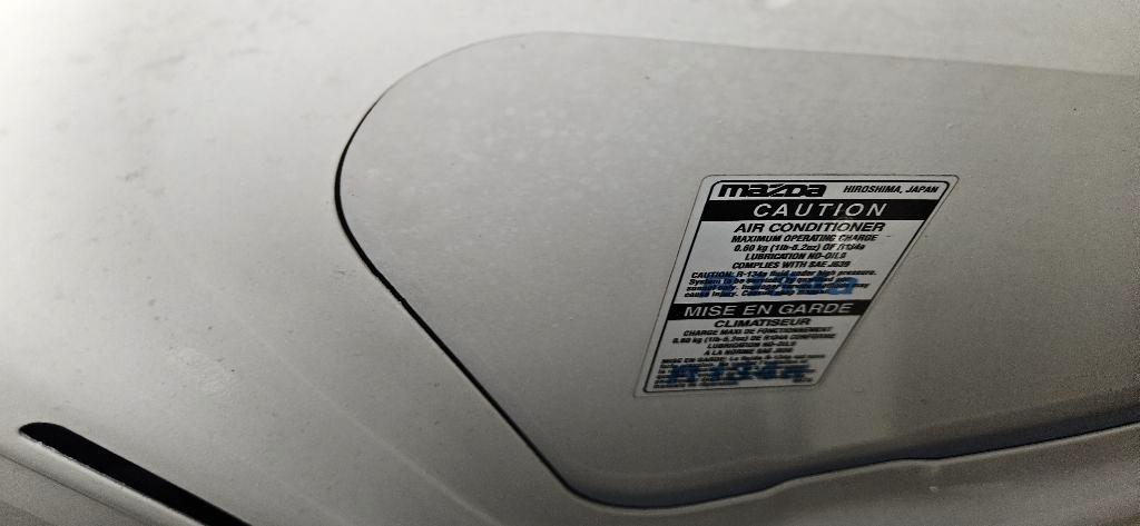 Mazda MX-5 Miata Base 1999