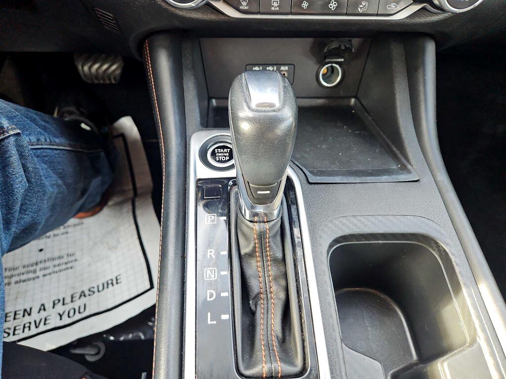 Nissan Sentra SR 2020 Nissan Sentra SR 2020