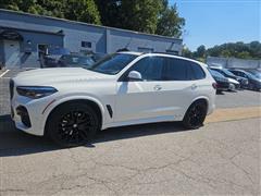 2022 BMW X5  2022 BMW X5