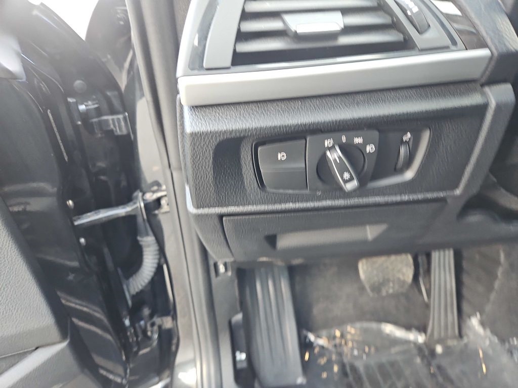 BMW 2 Series 2dr Cpe 228i RWD 2014