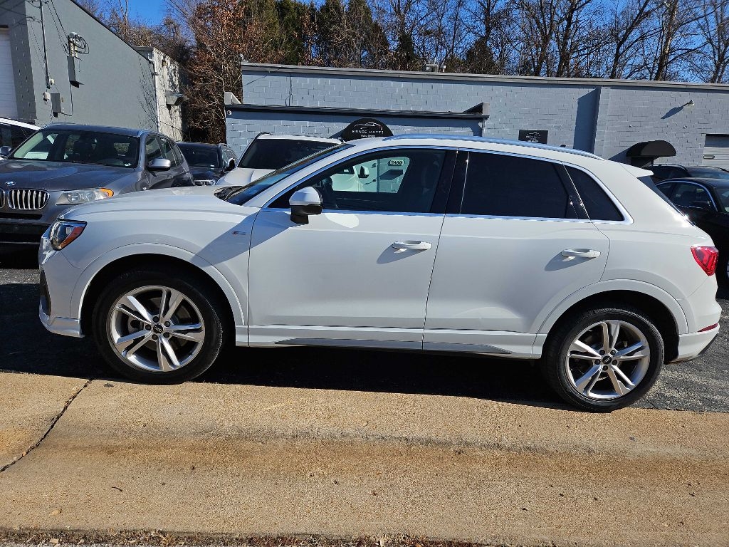 2021 Audi Q3 S line Premium 45 TFSI quattro