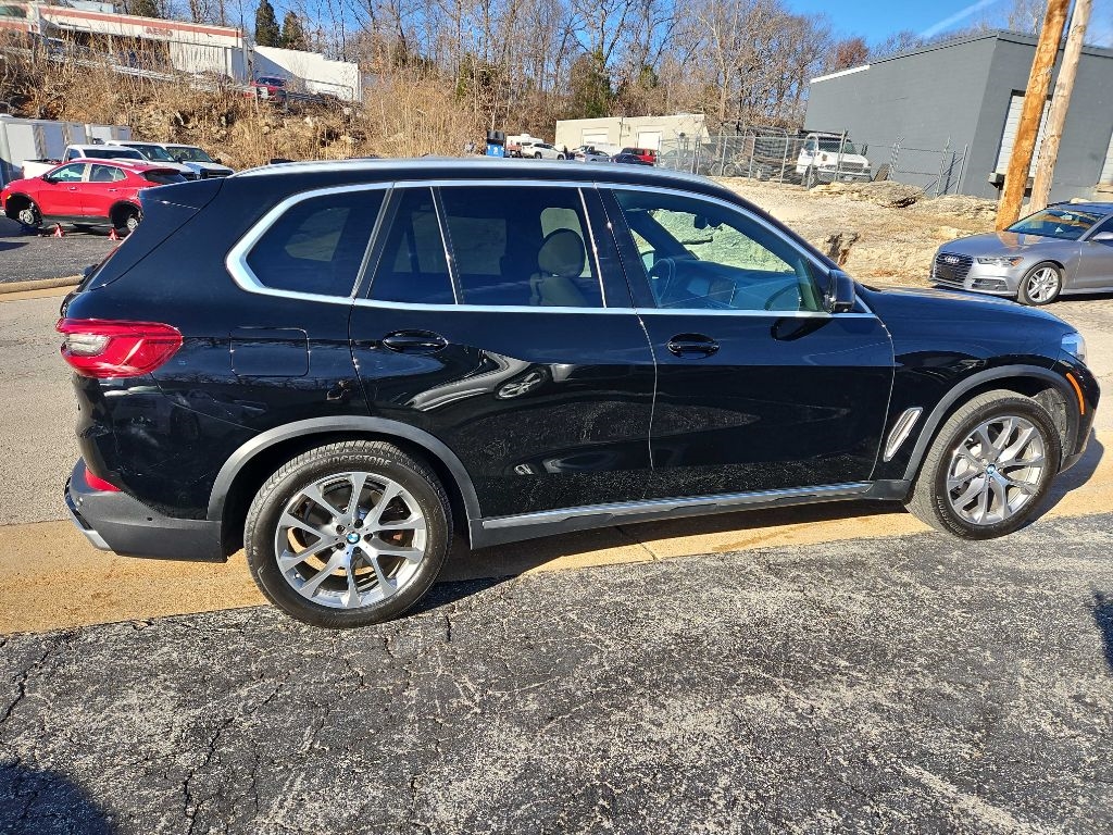 BMW X5 xDrive40i Sports Activity Vehicle 2020