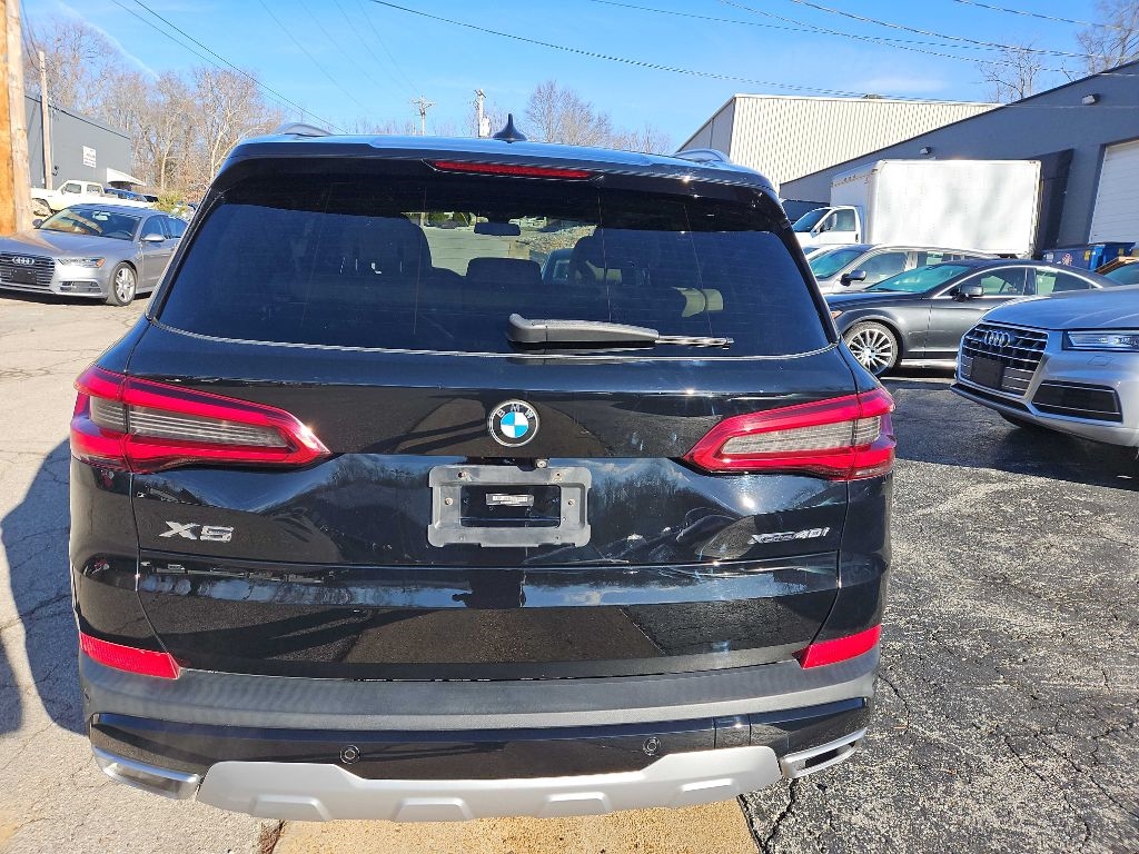 BMW X5 xDrive40i Sports Activity Vehicle 2020