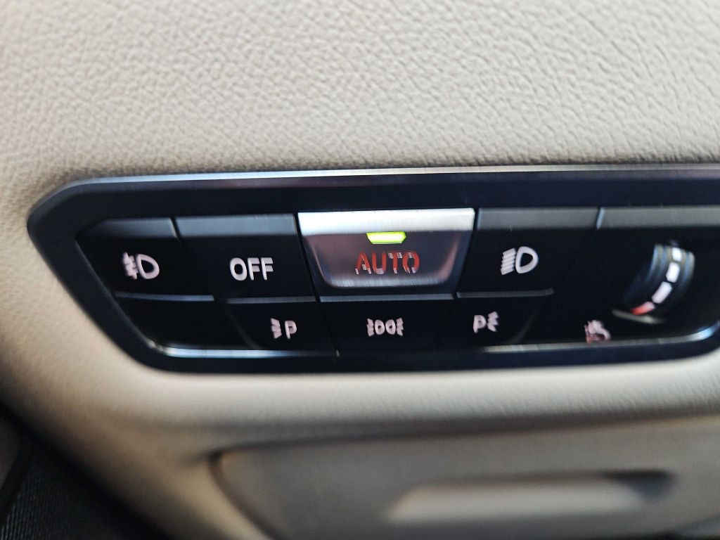 BMW X5 xDrive40i Sports Activity Vehicle 2020