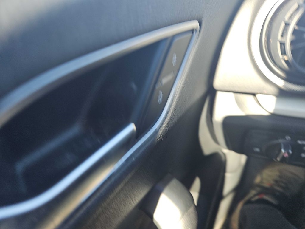 Audi A3 2dr Cabriolet quattro 2.0T Premium 2016